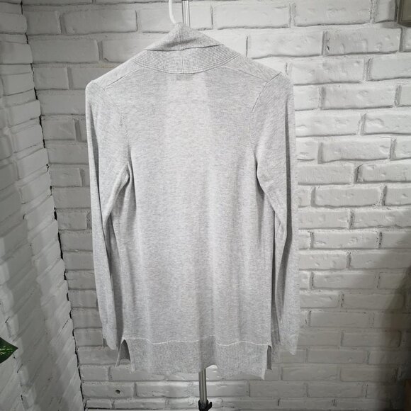 Reitmans Ladies Size XS Lightweight Light Grey Open Cardigan - Picture 2 of 10